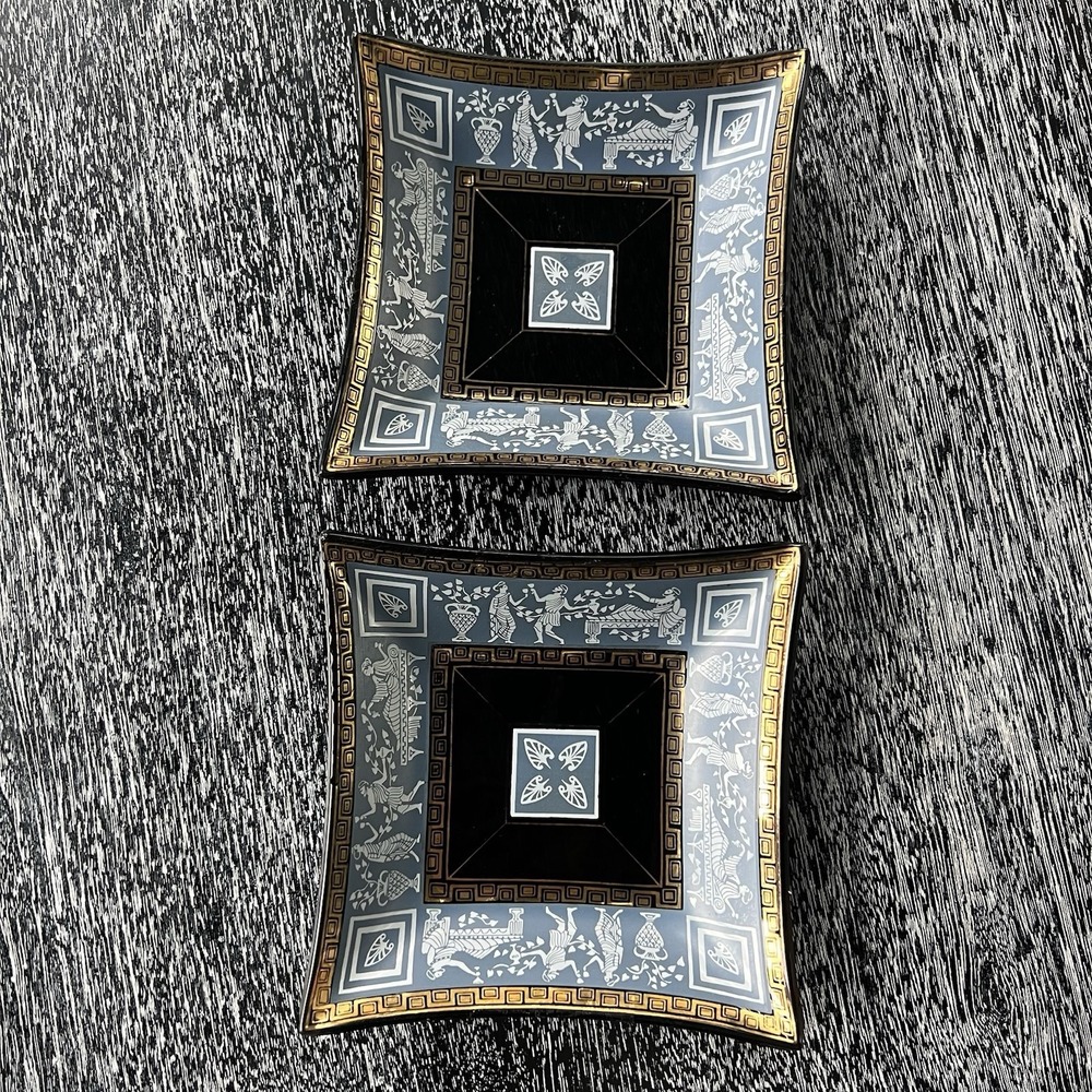 Jeannette MCM Grecian Blue Hellenic Figures Opaque Black Glass Tray 5.5"x5.5" VG